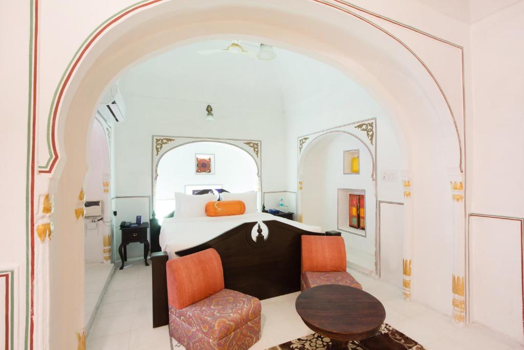 BARA BUNGALOW KALWAR, JAIPUR - A ROSAKUE COLLECTION