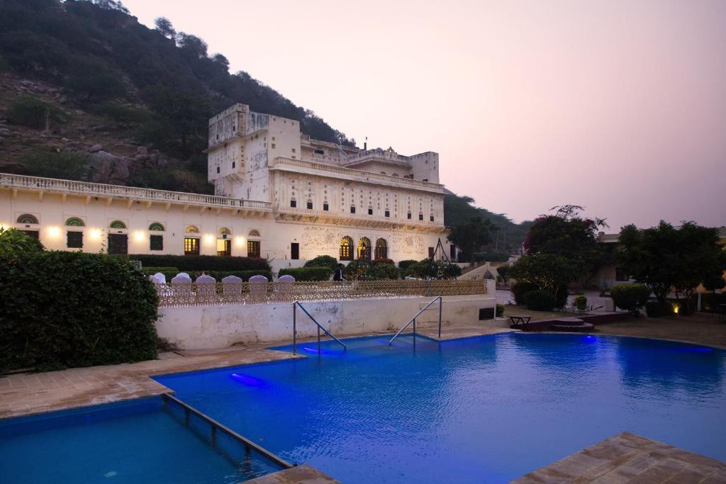 BARA BUNGALOW KALWAR, JAIPUR - A ROSAKUE COLLECTION
