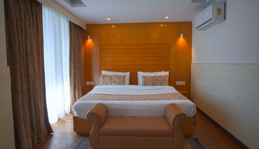 YASHSHREE MUSSOORIE