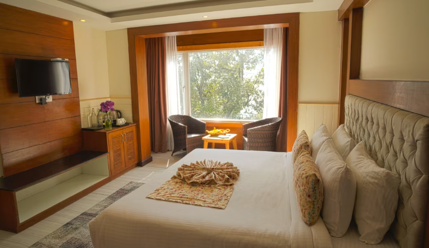 YASHSHREE MUSSOORIE