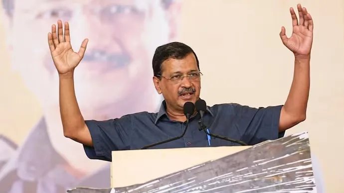 দিল্লির এসআইআর প্রক্রিয়ায় কেজরিওয়াল পরিবারের ৫ সদস্যকে নোটিস
