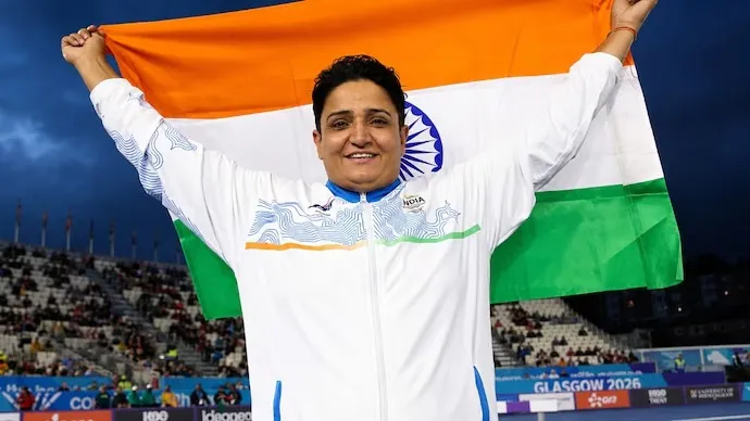 পোলিও ও গার্হস্থ্য হিংসা জয় করে গ্লাসগোয় পদক শর্মিলার