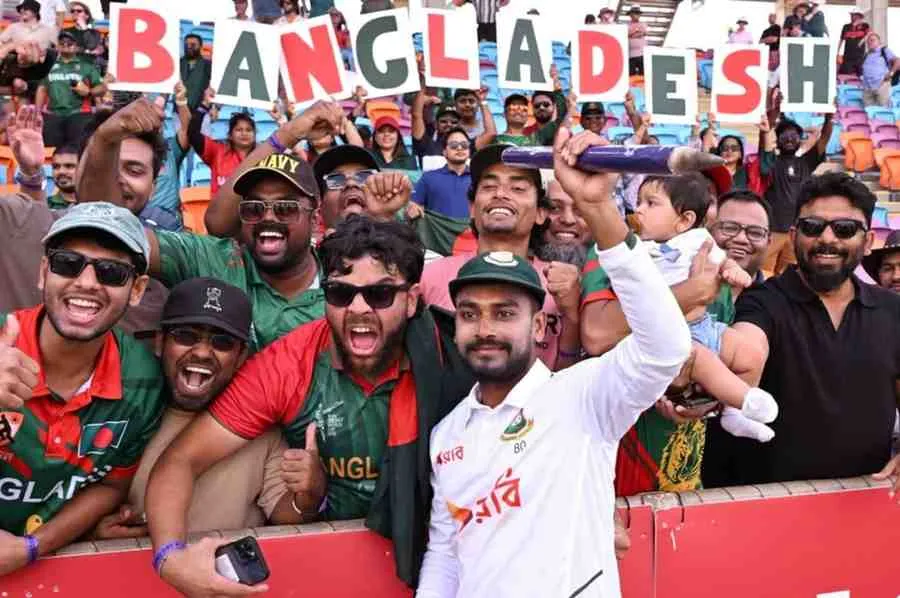 অস্ট্রেলিয়াকে হারিয়ে পয়েন্ট টেবিলে বড় চমক বাংলাদেশের