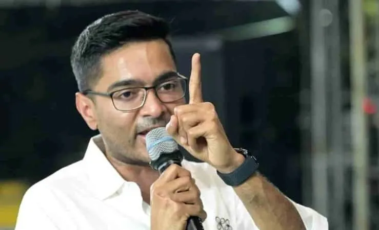 নির্বাচন কমিশনে মতবিরোধ নিয়ে অভিষেকের তোপ