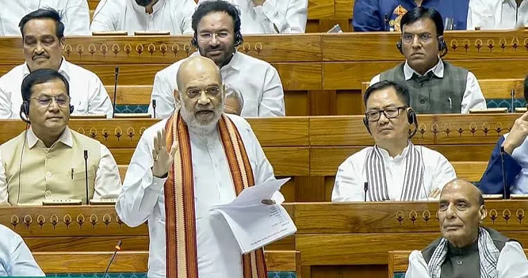 সংসদে বিবৃতি দিতে পারেন অমিত শাহ, ছাত্র আন্দোলনে পুলিশি হিংসার অভিযোগে