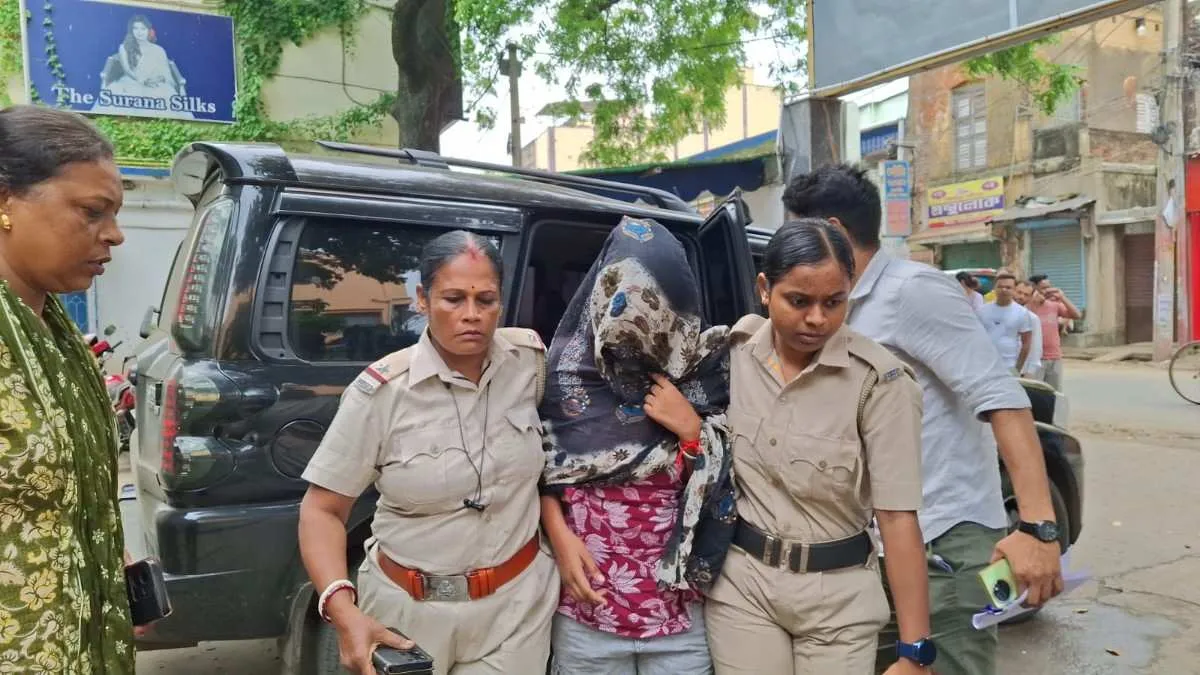 হামিমের বান্ধবী অর্পিতা গ্রেফতার, পাকিস্তান যোগ থাকার প্রমাণ