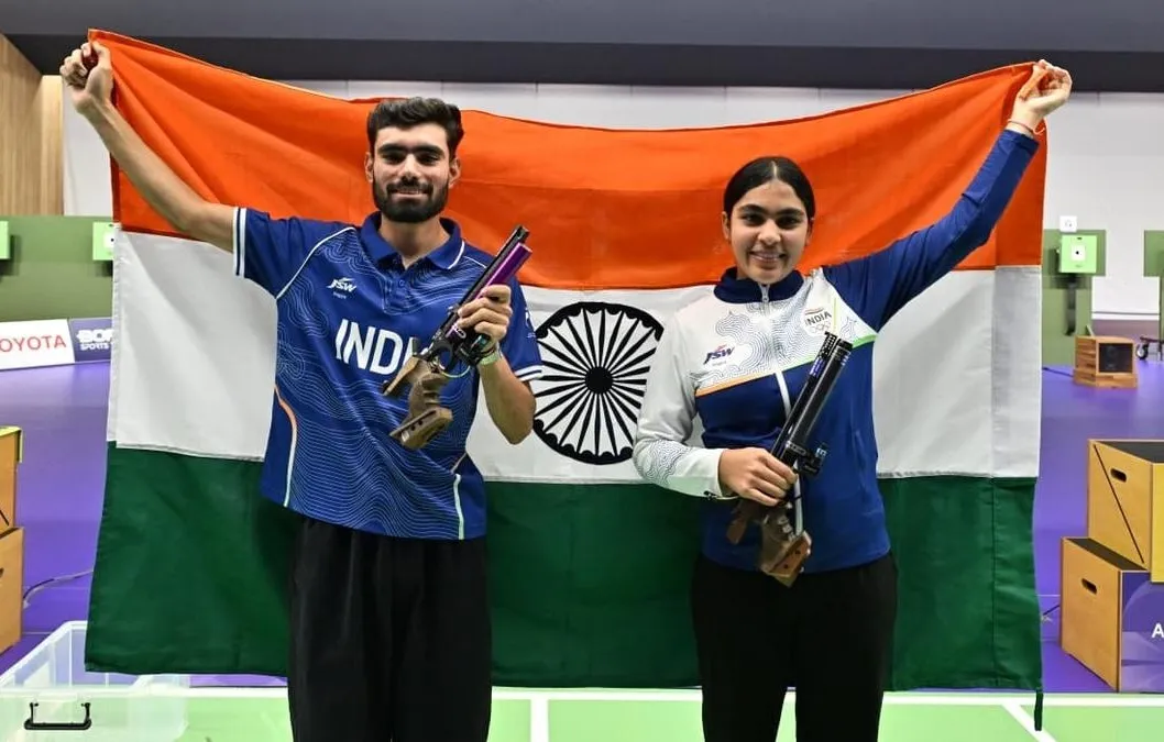 এশিয়ান গেমসে শুটিংয়ে দ্বিতীয় সোনা ভারতের, রেকর্ড গড়লেন কমলজিৎ-সুরুচি