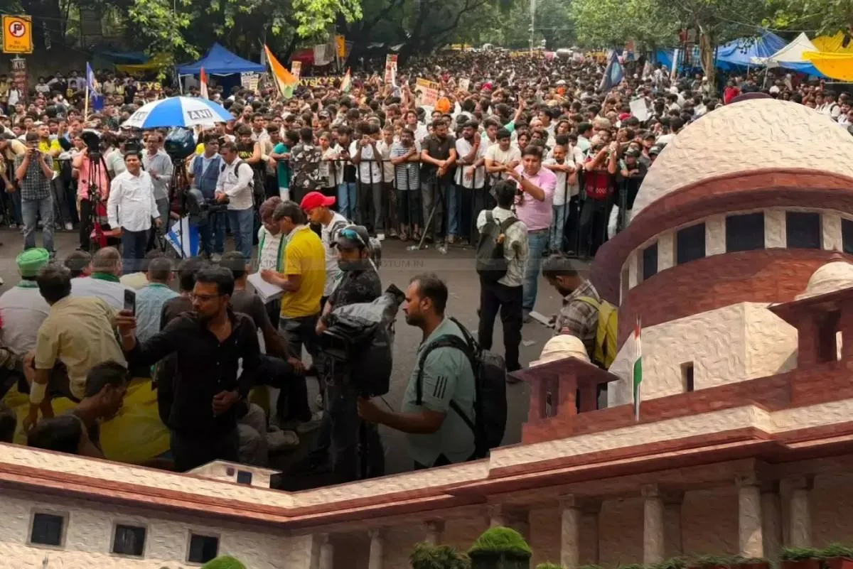মোদীকে 'একনায়ক' বললেন দিপকে, পরিবহণ স্তব্ধতায় সুপ্রিম কোর্টের কড়া নির্দেশ