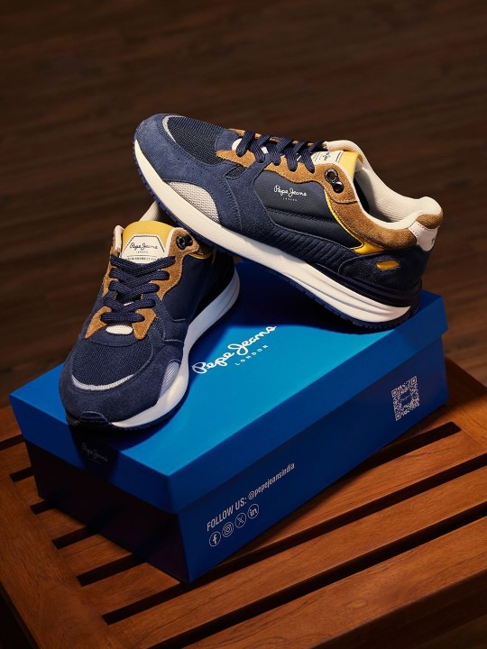 Men Sneakers