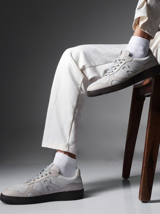 Men Colourblocked Leather Sneakers