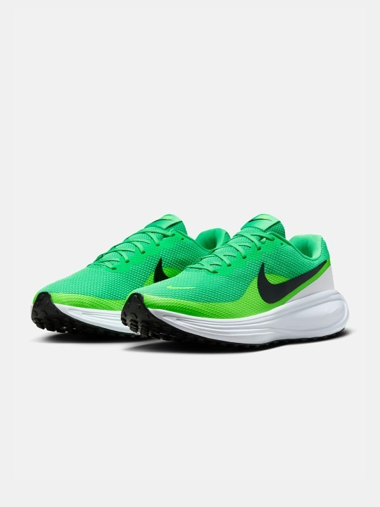 Revolution 8 Men's Road Running Shoes