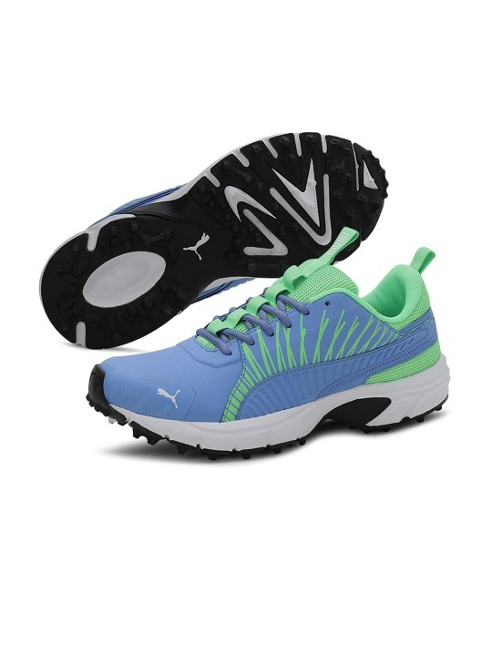 Men White Cricket Shoes