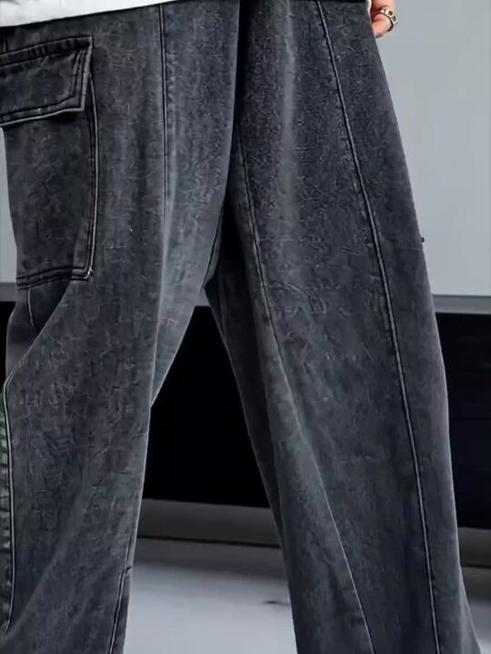 Men Low-Rise Stretchable Cargo Jeans