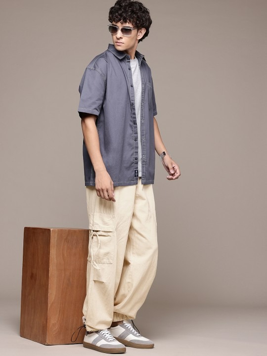 The Lifestyle Co. Men Pure Cotton Parachute Fit High-Rise Cargo Style Jeans