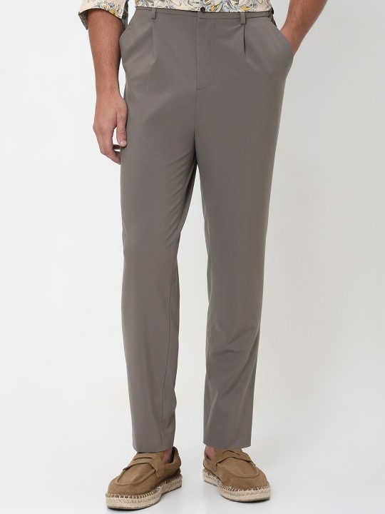 Men Relaxed Tapered Fit Pleated Formal Trouser