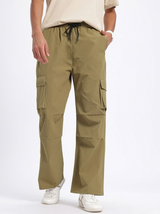 Men Mid-Rise Cargo Trousers