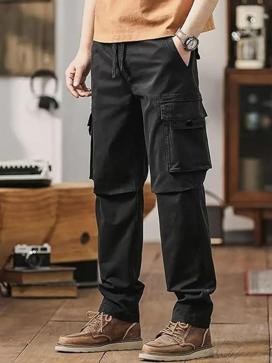 Men Regular Fit High Rise Cotton Cargo Trousers