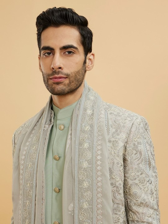 Men Embroidered Sherwani Set and Dupatta
