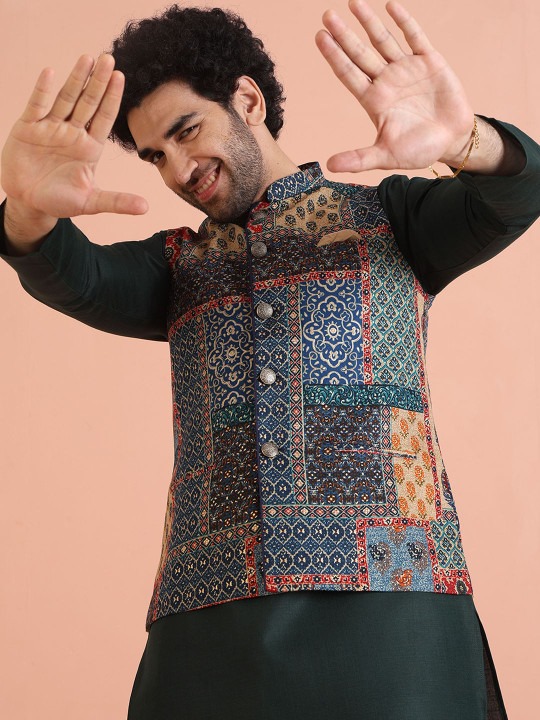 Men Woven Design Mandarin Collar Printed Nehru Jacket