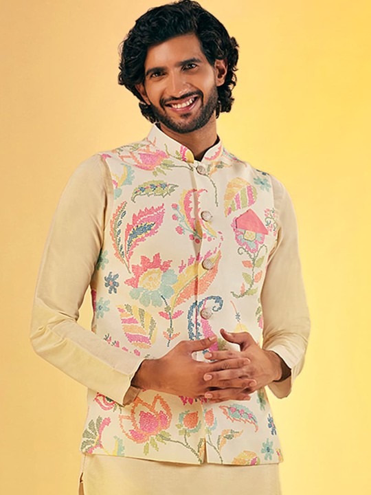 Men Printed Zari Regular Fit Nehru Jacket