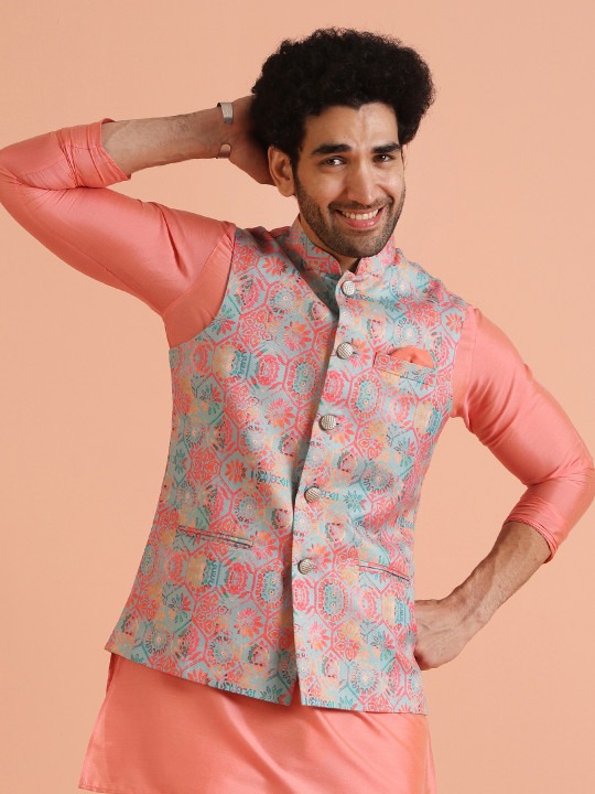 Men Textured Zari Regular Fit Nehru Jacket