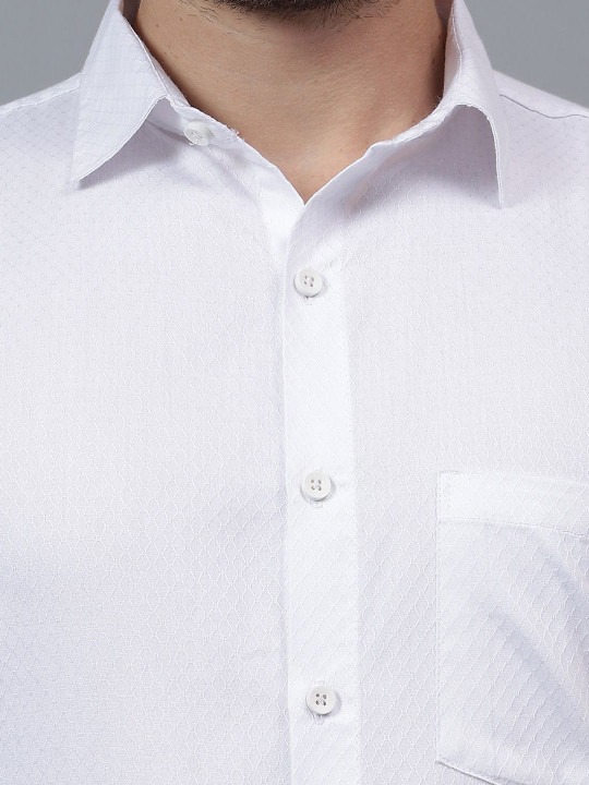 Men Slim Fit Spread Collar Textured Cotton Formal Shirt