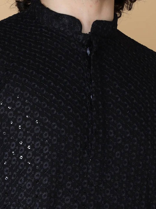 Ethnic Motifs Embroidered Band Collar Kurta