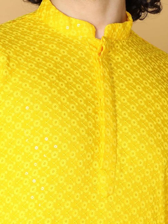 Floral Printed Mandarin Collar Kurta