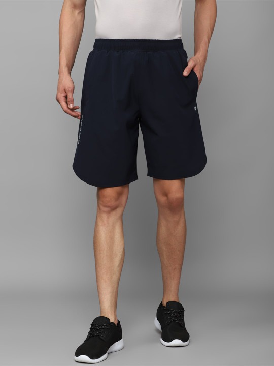 Men Slim Fit Mid-Rise Shorts