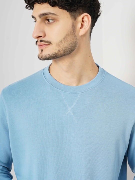 Men Solid Round Neck Sweater
