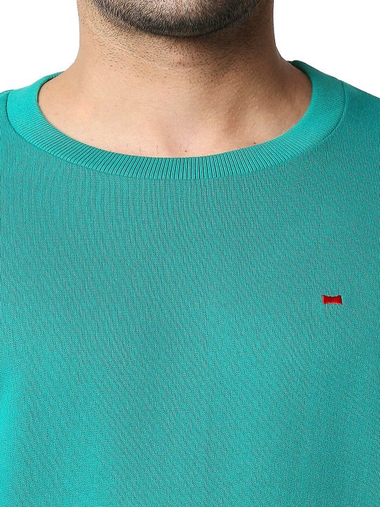 Men Round Neck Pullover Sweater