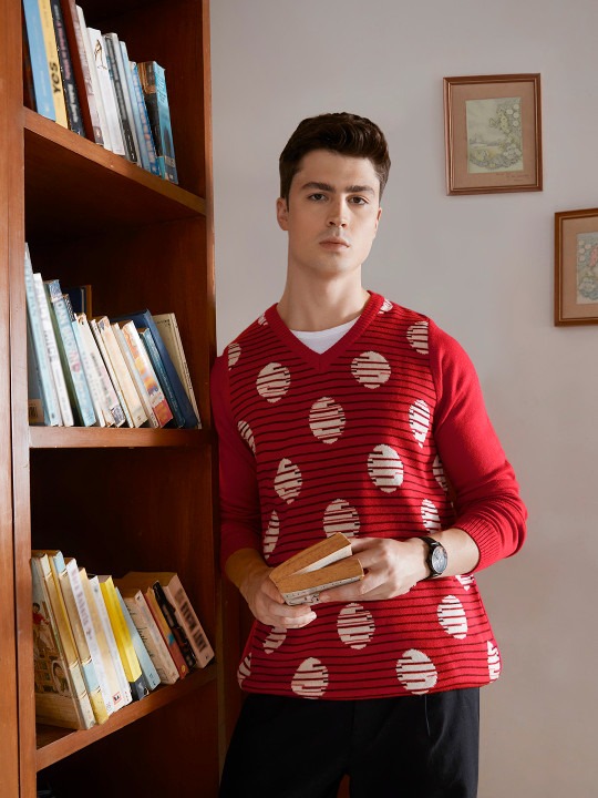 Men Red & White Self-Design Pullover