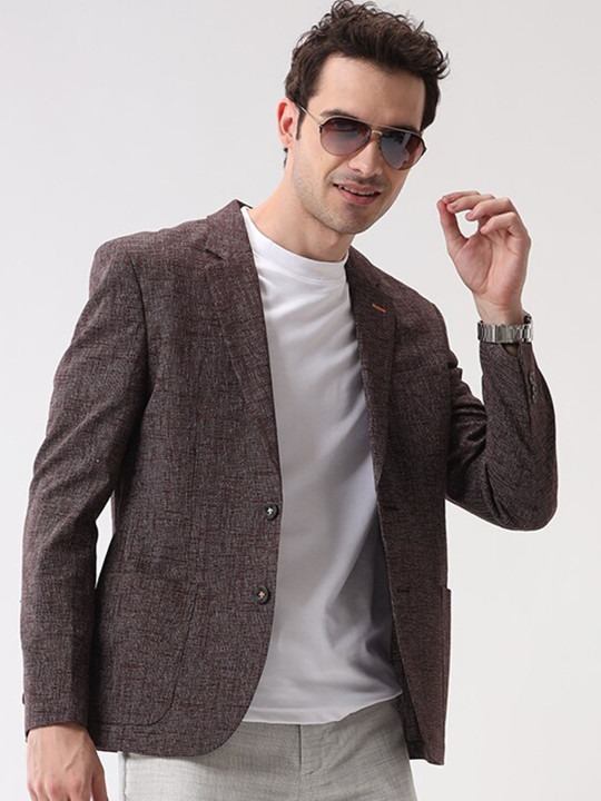 Slim-Fit Notched Lapel Collar Single-Breasted Blazer