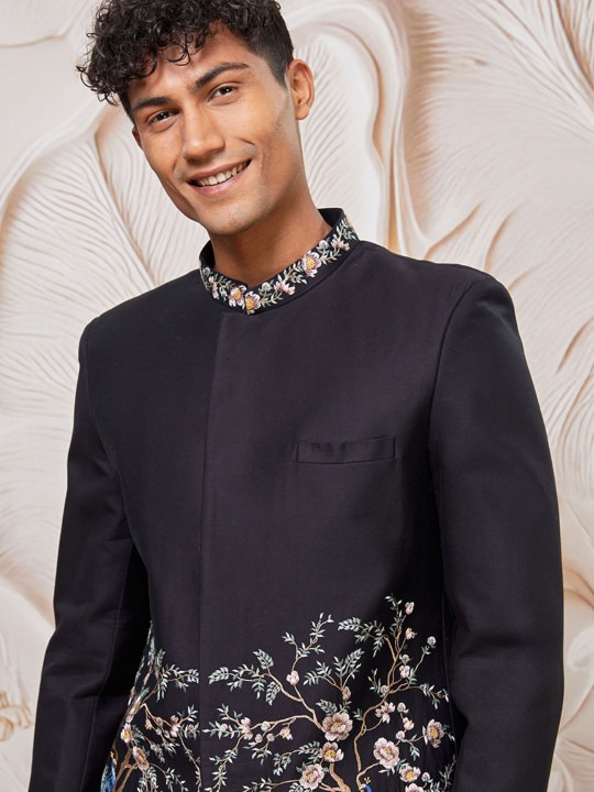 Vastramay Mandarin Collar Embroidered Bandhgala Blazer