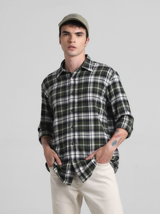 Men Checked Casual Shirt