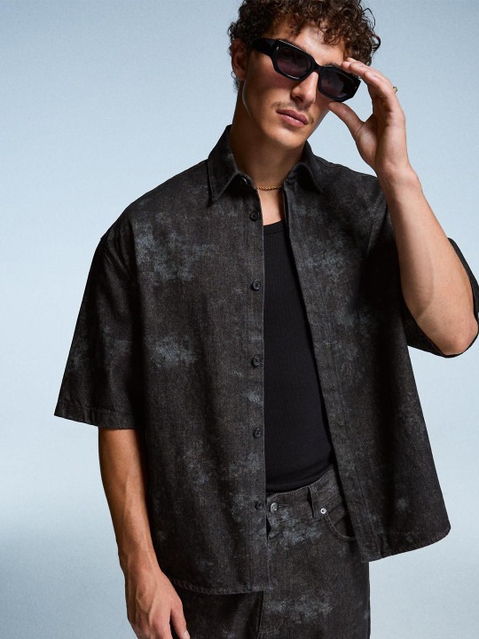 Men Printed Short Sleeve Boxy Fit Shirt