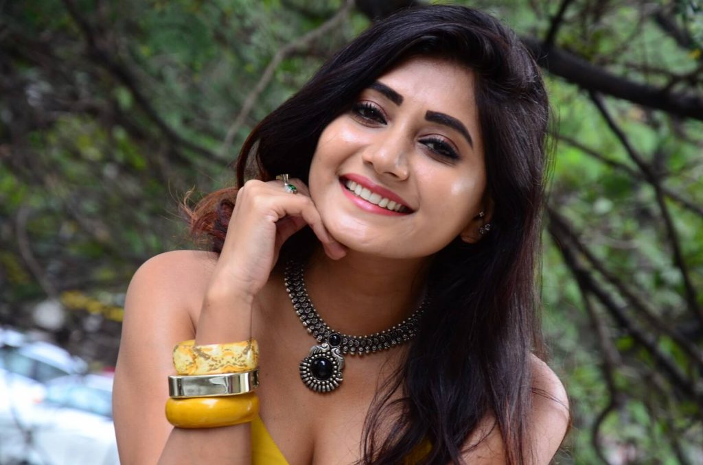 Actress Vasanthi Photos