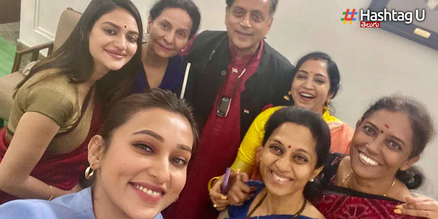Sashi Tharoor Godava Copy