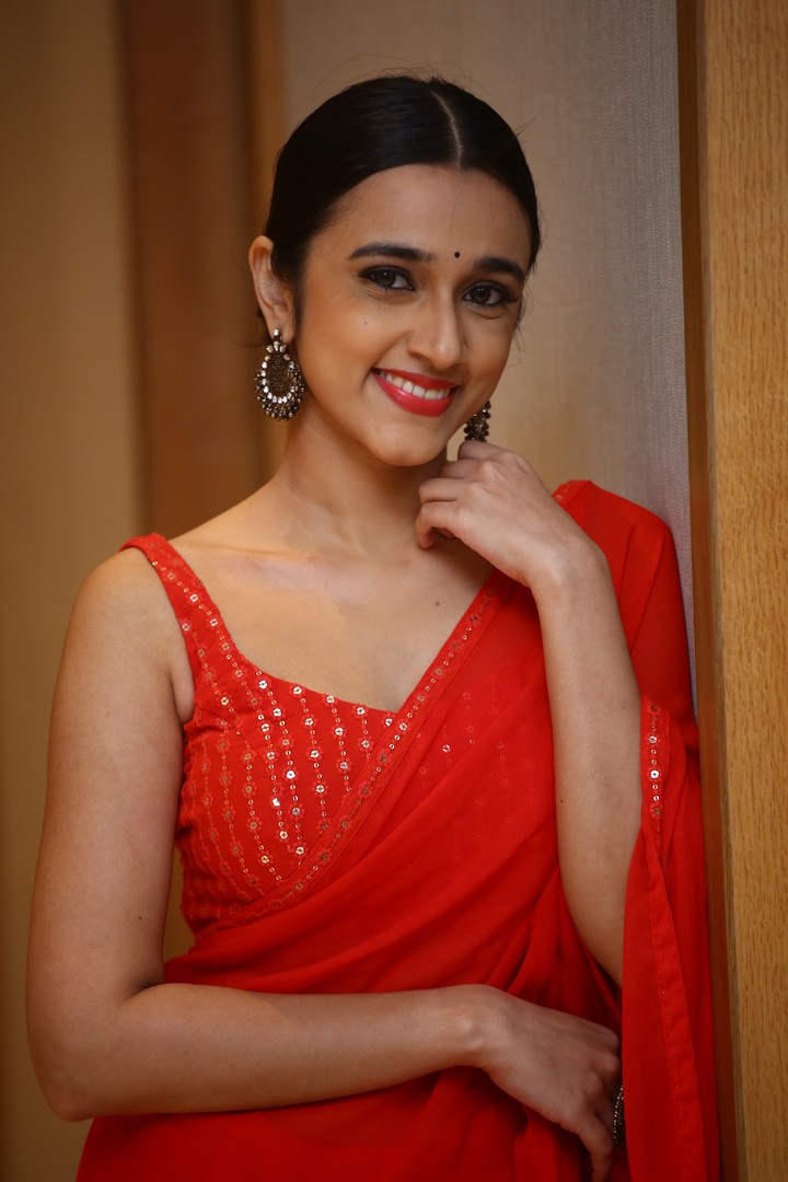 Nuveksha (14)