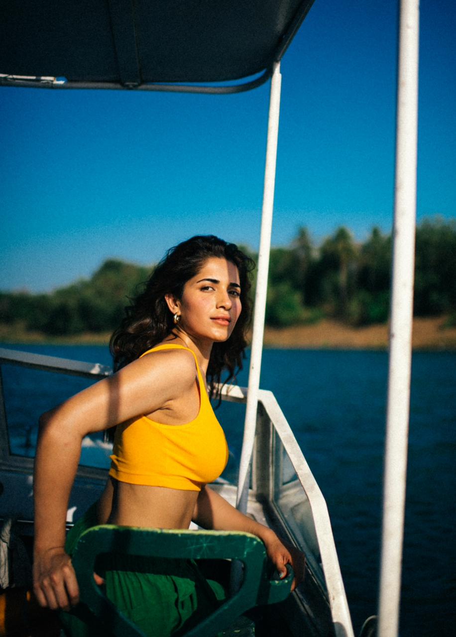 Ruhani Sharma 3