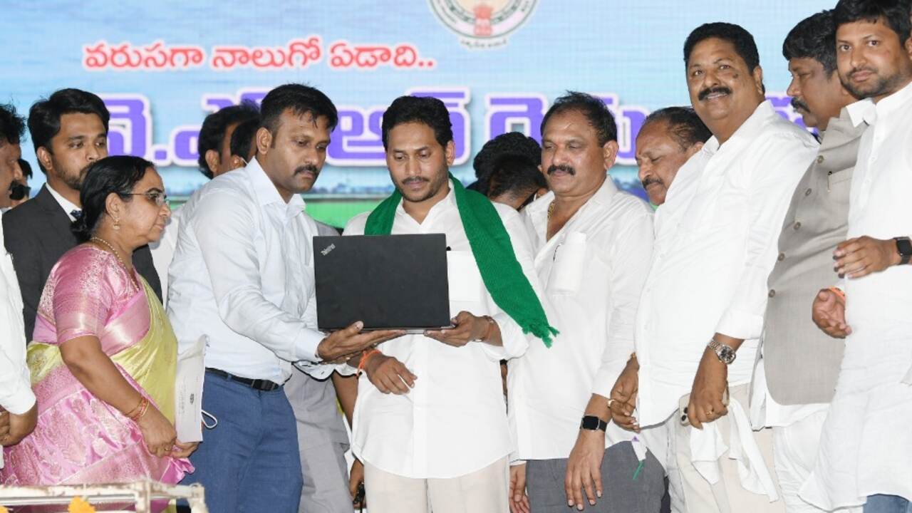 jagan farmers