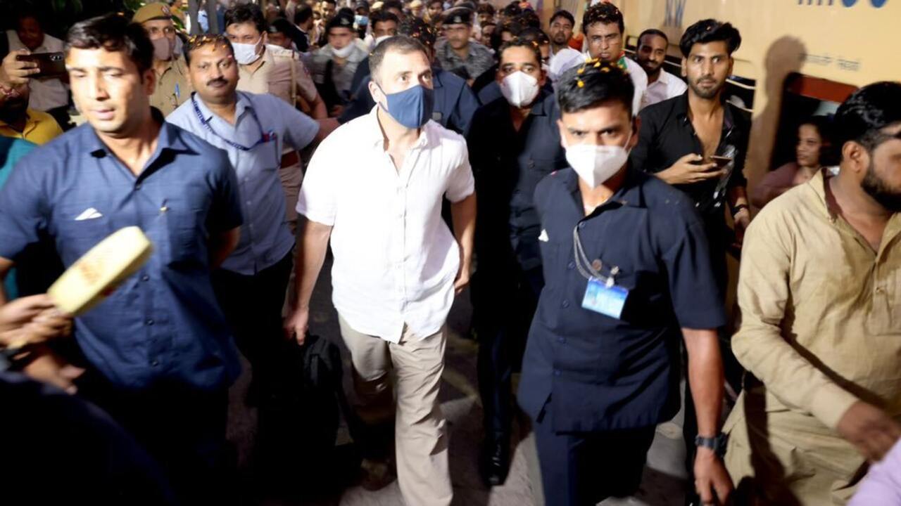 rahul on train