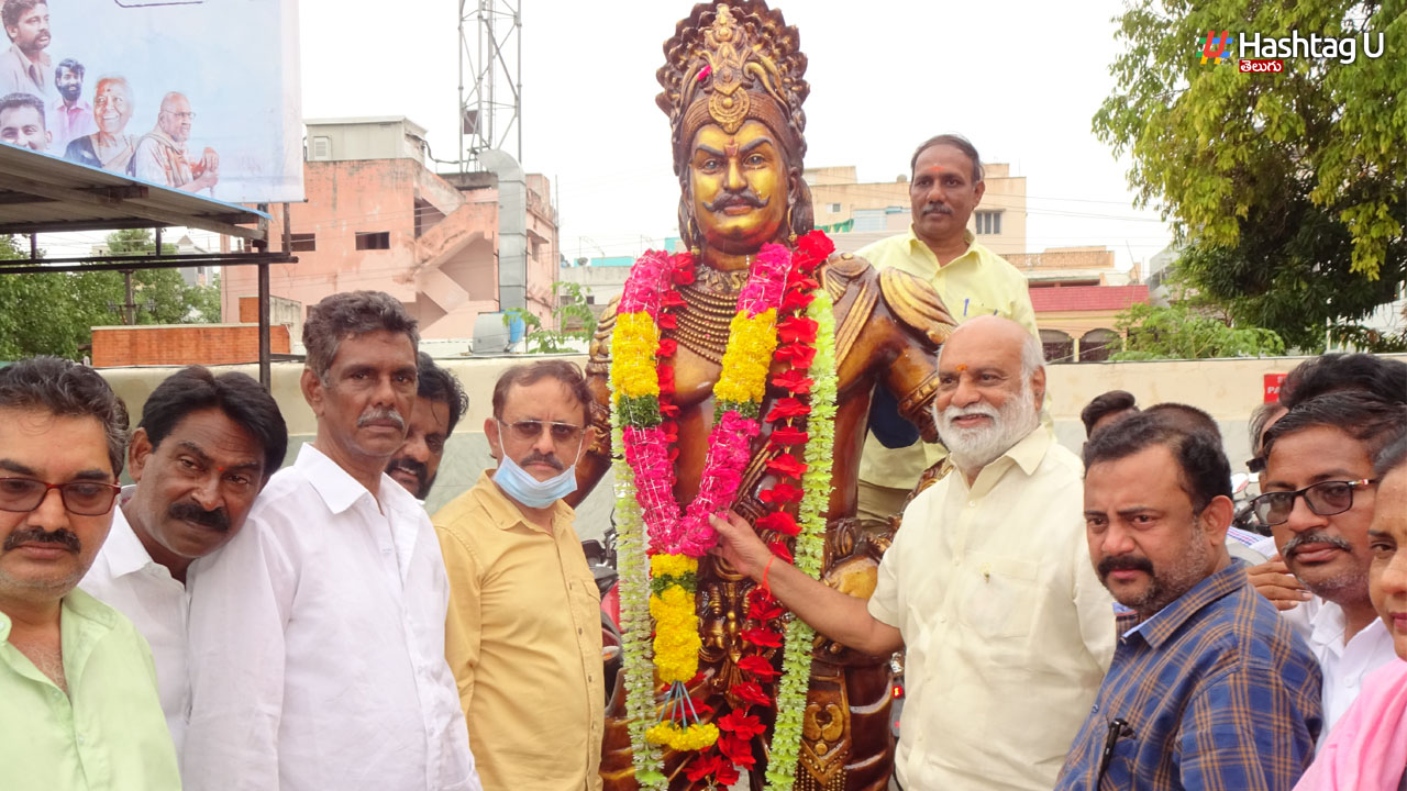 Ntr Statue