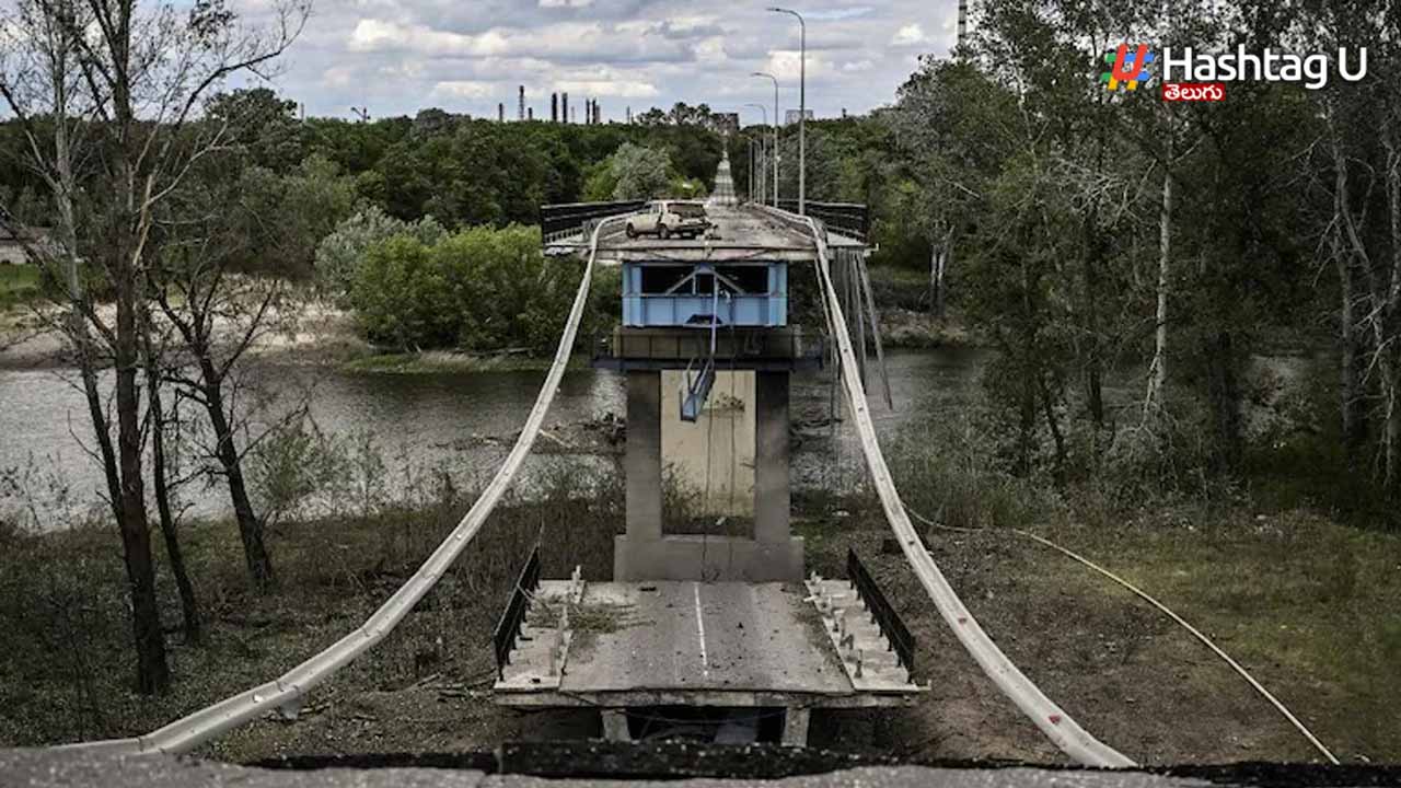 Russia Bridge
