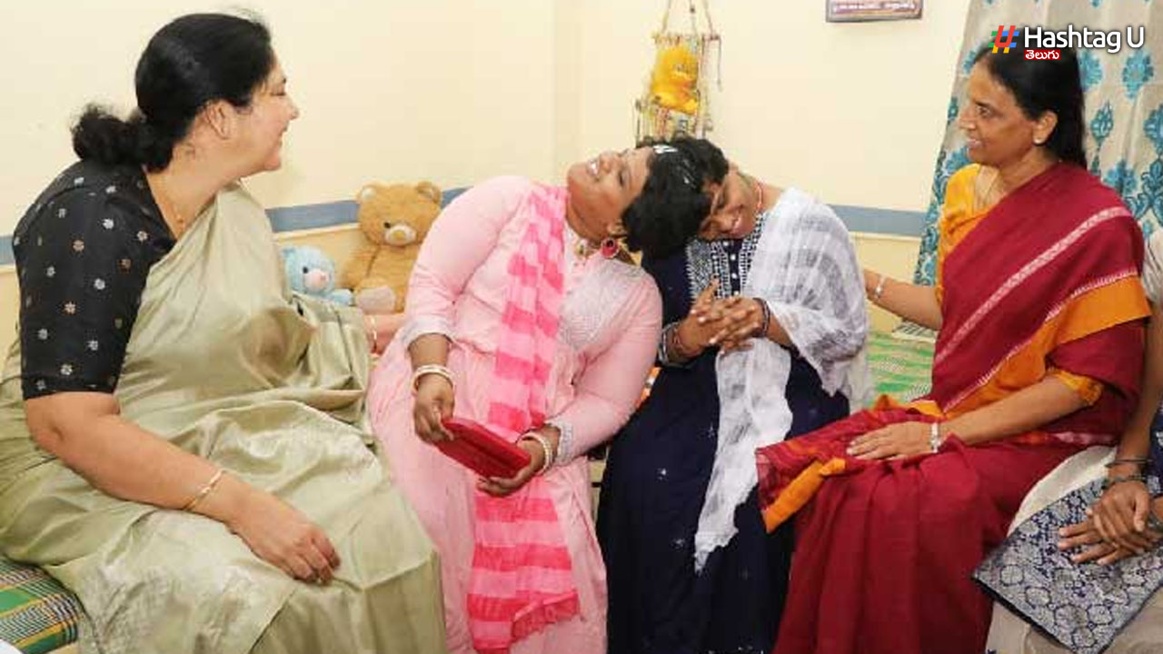 Veena, Vani