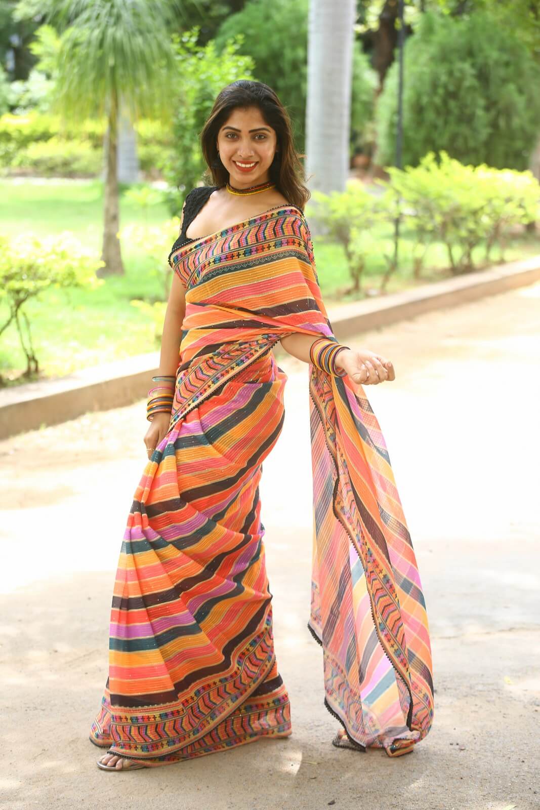 Sahar Krishnan weaves magic in saree