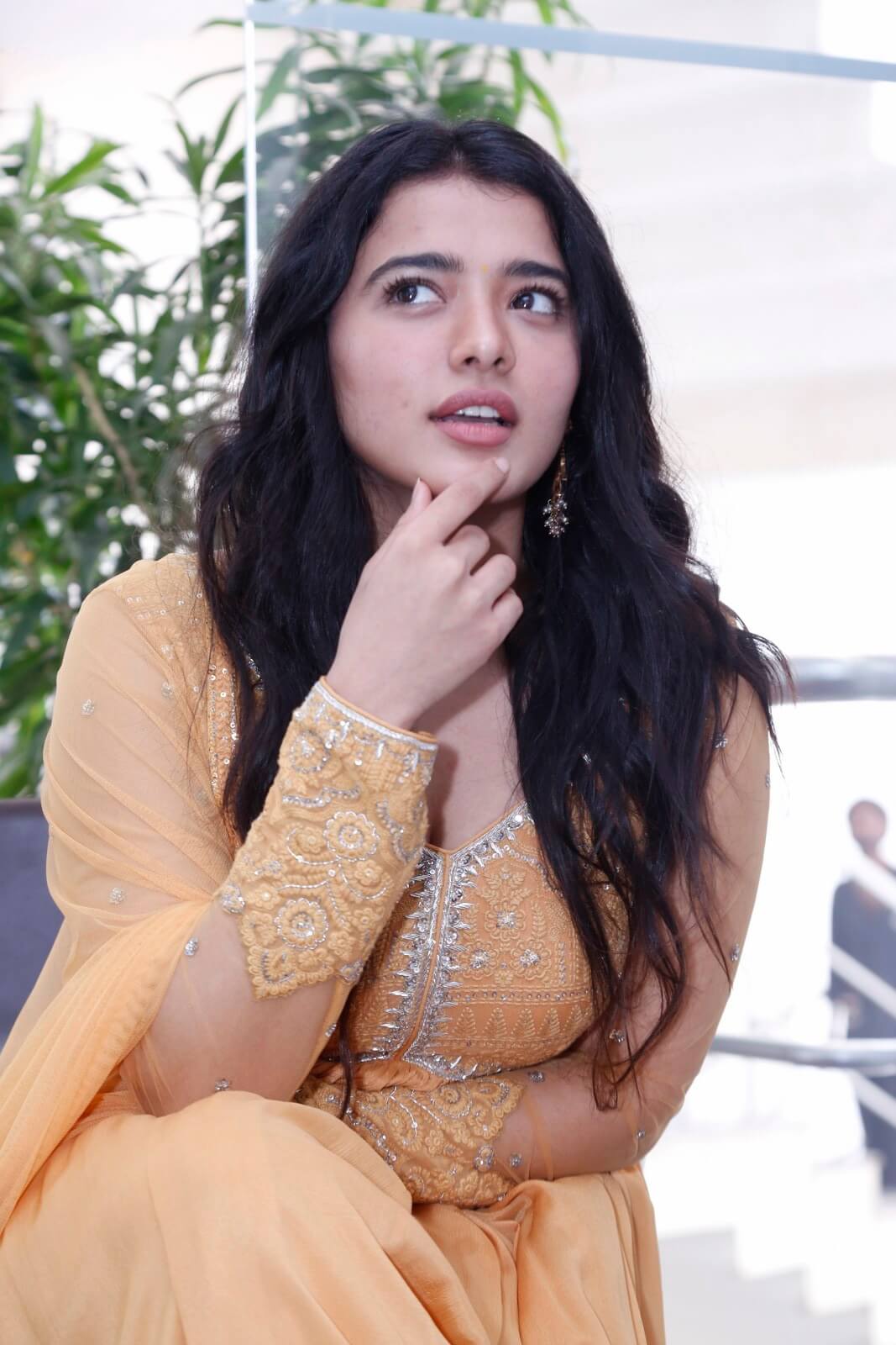 Ketika Sharma looks elegant in tradition attire
