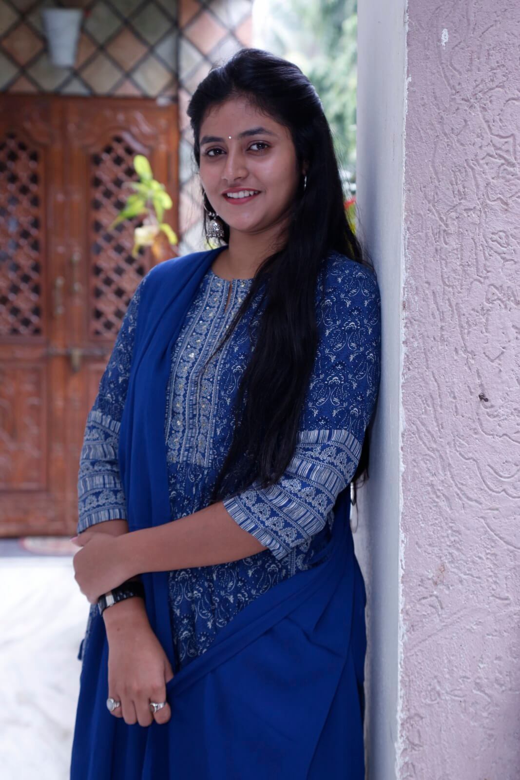 Sanchita Bashu sparks in all blue