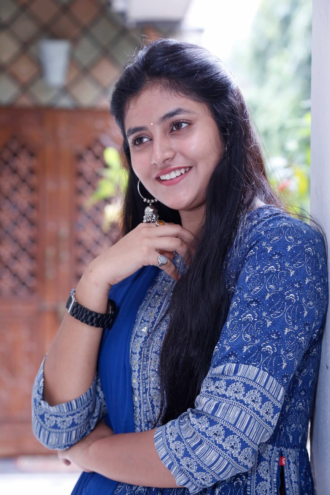 Sanchita Bashu sparks in all blue