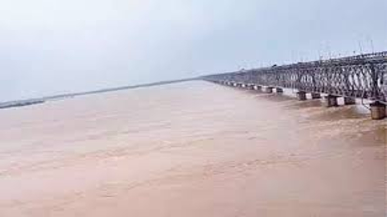Floods Imresizer